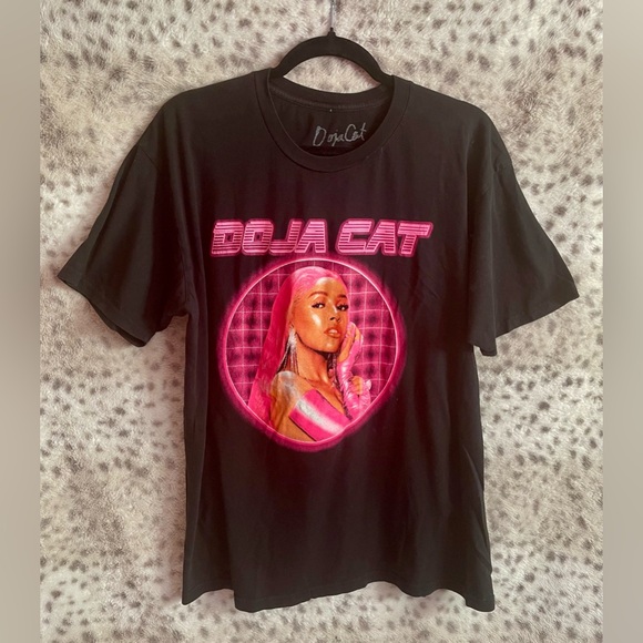 DOJA CAT GRAPHIC TEE - Picture 1 of 4